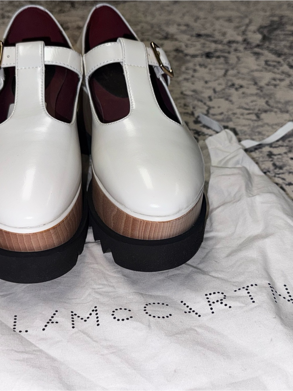NWT! Stella McCartney White Patent MaryJane Platform Shoes with Gold Buckle Sz 9 - Picture 9 of 10